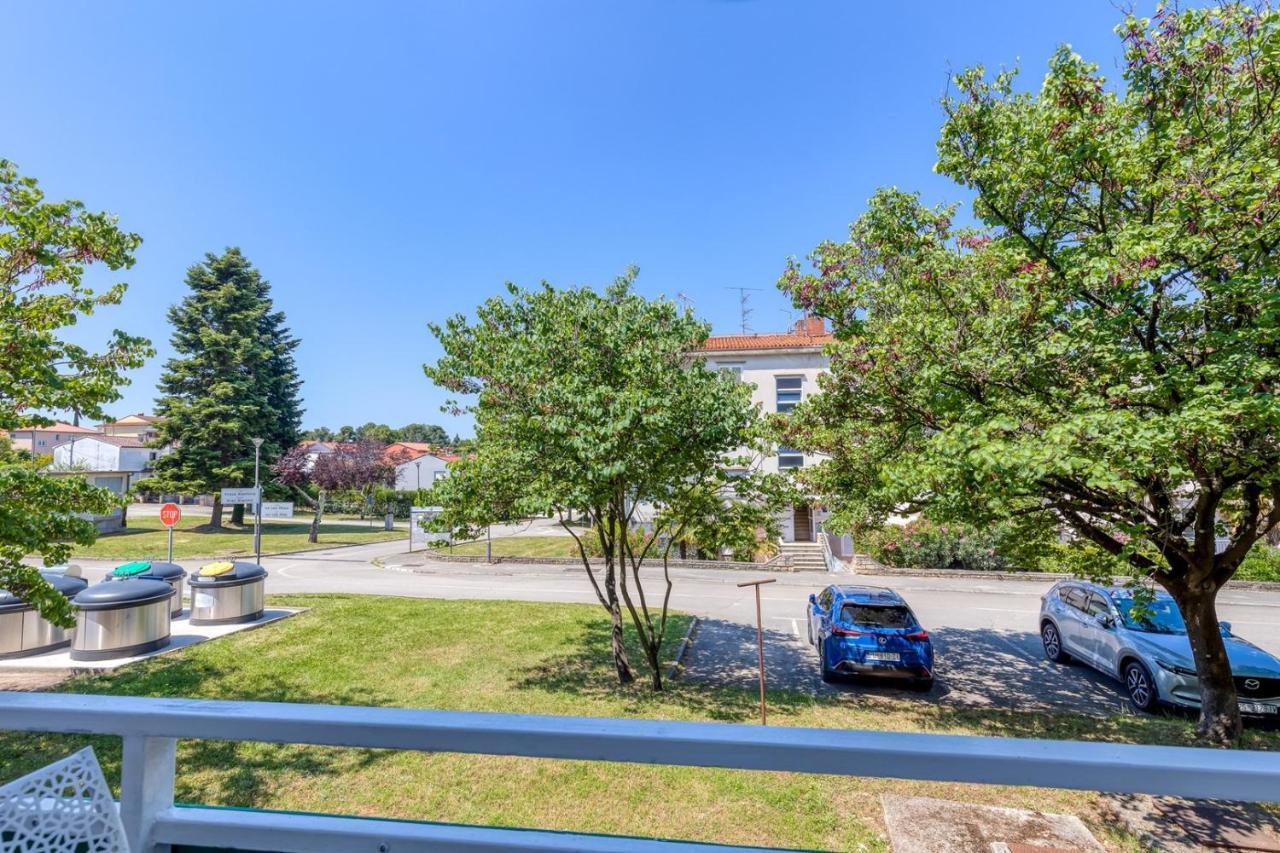 Apartment Gaby With Balcony Poreč Zewnętrze zdjęcie